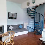 别墅 Ananias House Karianí