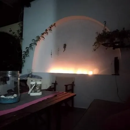 Ananias House * Karianí