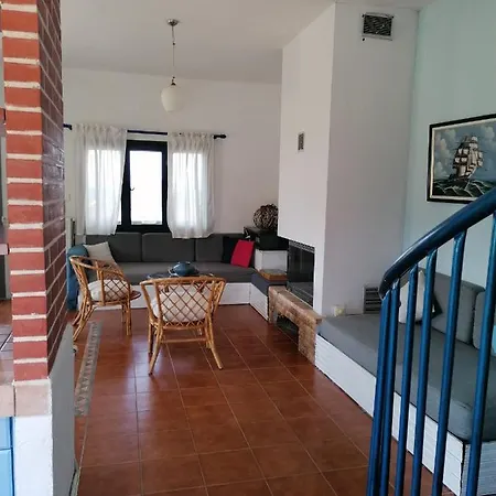 Ananias House Villa *