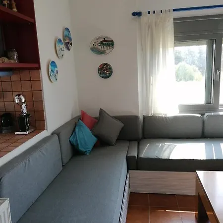 Ananias House فيلة Karianí