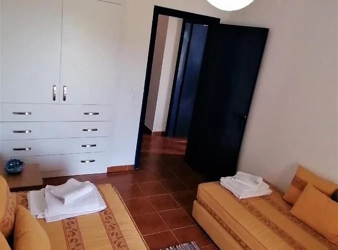 Villa Ananias House