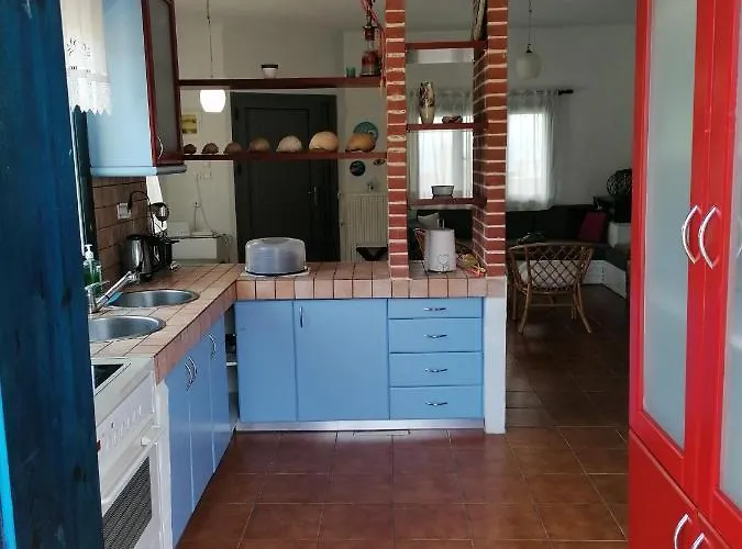 Ananias House Villa Karianí